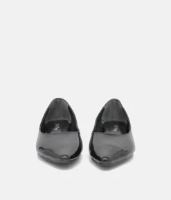 Belle & Lucy Stylish Black Pointy Toe Flats