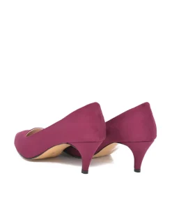 Belle & Lucy Stylish Burgundy Suede Midi Heels