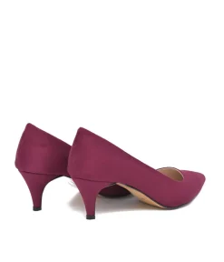Belle & Lucy Stylish Burgundy Suede Midi Heels