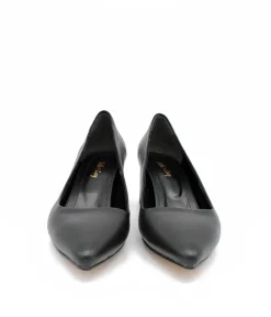 Belle & Lucy Versatile Black Block Heels