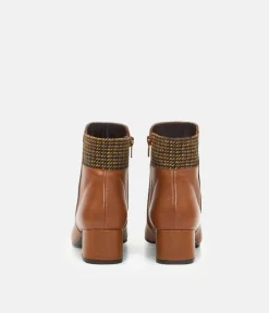 Brenda Zaro Stylish Brown Ankle Boots