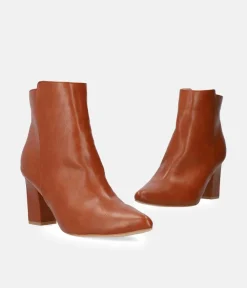 Chic Brown Block Heel Ankle Boots