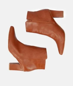 Chic Brown Block Heel Ankle Boots