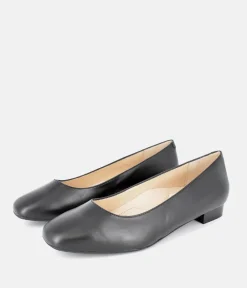Cinderella Shoes Classic Black Low Heel Shoes