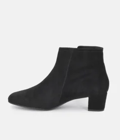 Cinderella Shoes Classic Block Heel Ankle Boots