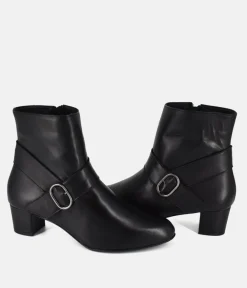 Cinderella Shoes Versatile Black Leather Ankle Boots