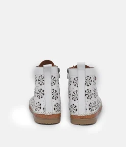 Comfortable Off White Leather Booties