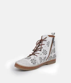 Comfortable Off White Leather Booties