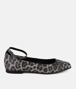 Dansi Striking Leopard Ankle Tie Flats