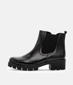 Gabor Chic Black Leather Ankle Boots