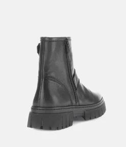 Gabor Fashionable Black Buckle Ankle Boots