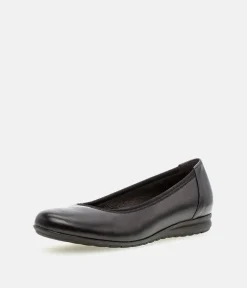 Gabor Versatile Black Leather Flats