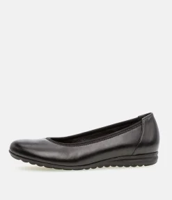 Gabor Versatile Black Leather Flats
