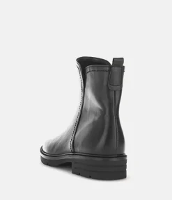 Gabor Versatile Black Leather Ankle Boots