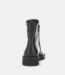 Gabor Versatile Black Leather Ankle Boots