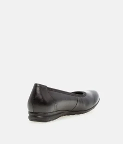 Gabor Versatile Black Leather Flats