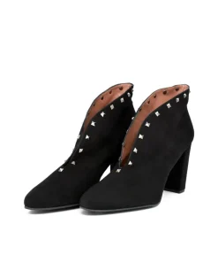 Gorgeous Black Suede Curvy Sky High Shoe Boot