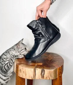 Josef Seibel Stylish Black Leather Slouch Boots