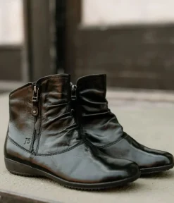 Josef Seibel Stylish Black Leather Slouch Boots