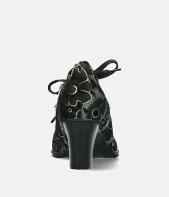 Laura Vita Pretty Black Midi Heel Lace Up Shoes