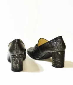 Luxurious Classic Block Heel Loafer