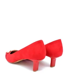 Luxurious Red Link Heels