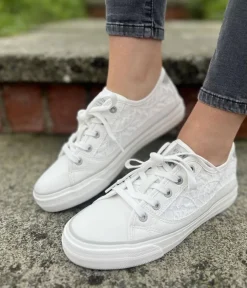 Mustang Fashionable White Lace Sneaker