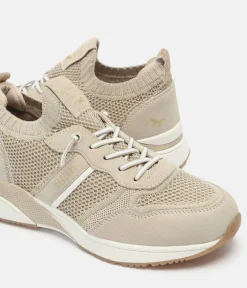 Mustang Sporty Beige Stretch Trainer