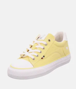 Mustang Sporty Yellow Low Top Trainer