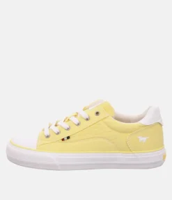 Mustang Sporty Yellow Low Top Trainer