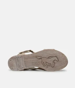 Mustang Stylish Beige Leather Sandals
