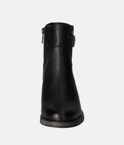 Mustang Stylish Black Ankle Boots