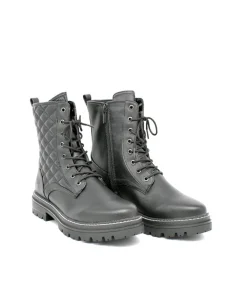 Mustang Stylish Black Quilted Ankle Boots