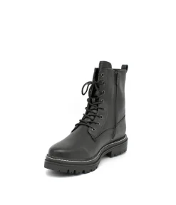 Mustang Stylish Black Quilted Ankle Boots