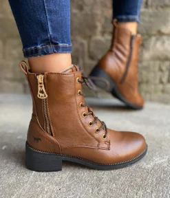 Mustang Stylish Cognac Ankle Boots