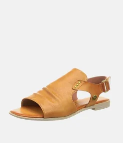 Mustang Stylish Cognac Leather Sandals