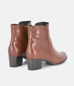 PieSanto Classic Brown Block Heel Ankle Boots