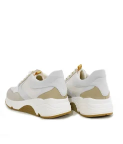 PieSanto Fashionable Wide Fit Sneaker