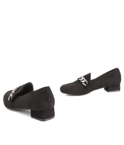 Plush Black Heeled Loafer with Chunky Chain