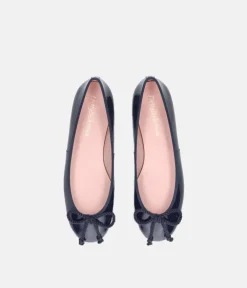 Pretty Ballerinas – Deep Blue