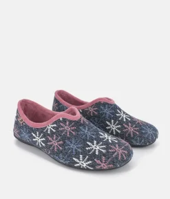 Pretty Navy & Pink Multi Slippers