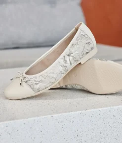 Remonte Stylish Beige Flats