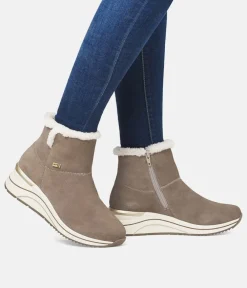 Remonte Stylish Beige Suede Cold Weather Boots