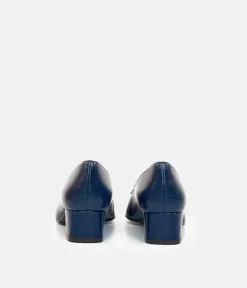 Stylish Navy Pointy Toe Block Heels