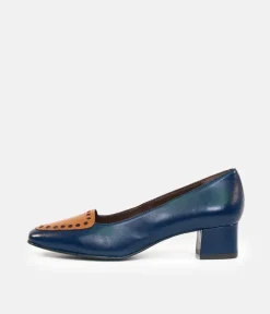 Stylish Navy Pointy Toe Block Heels