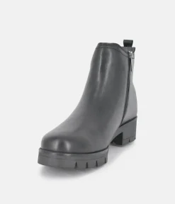 Tamaris Chelsea Style Black Leather Ankle Boots