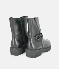Tamaris Stylish Black Ankle Boots