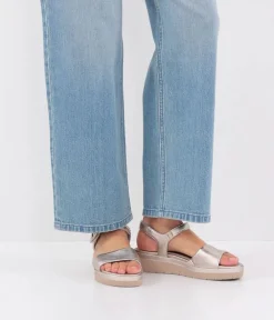 Tamaris Stylish Gold Wedge Sandals