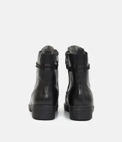 Tamaris Versatile Black Leather Booties