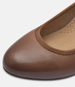 Tamaris Versatile Brown Leather Wide Fit Court Shoes